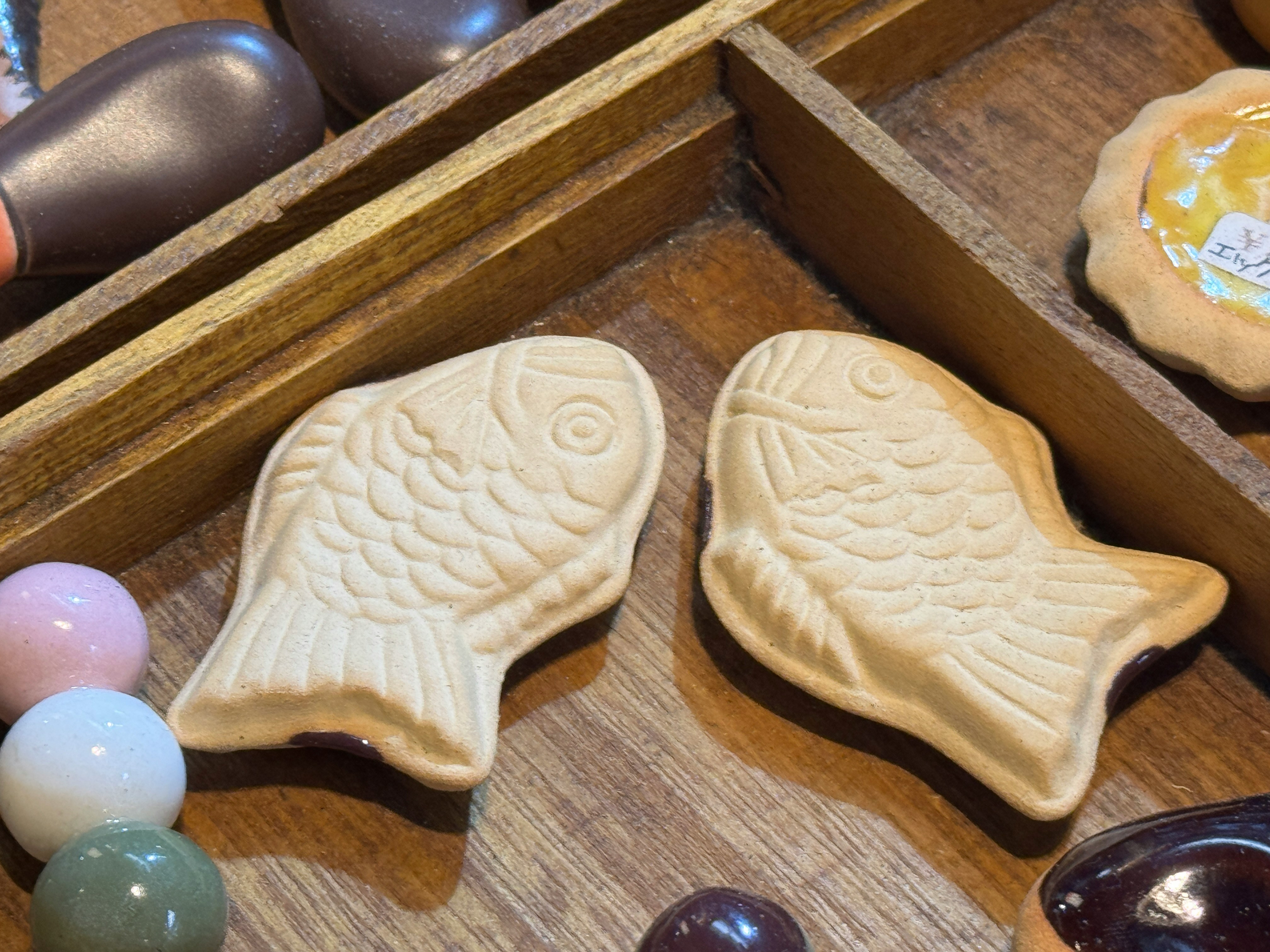 Close-up of a heat-resistant silicone trivet on a countertop